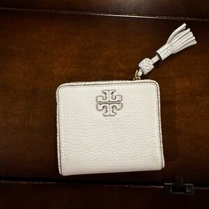 White Leather Wallet with Tassel